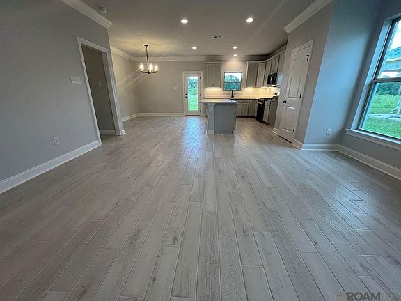 4th image of 1208 Lakehaven Dr