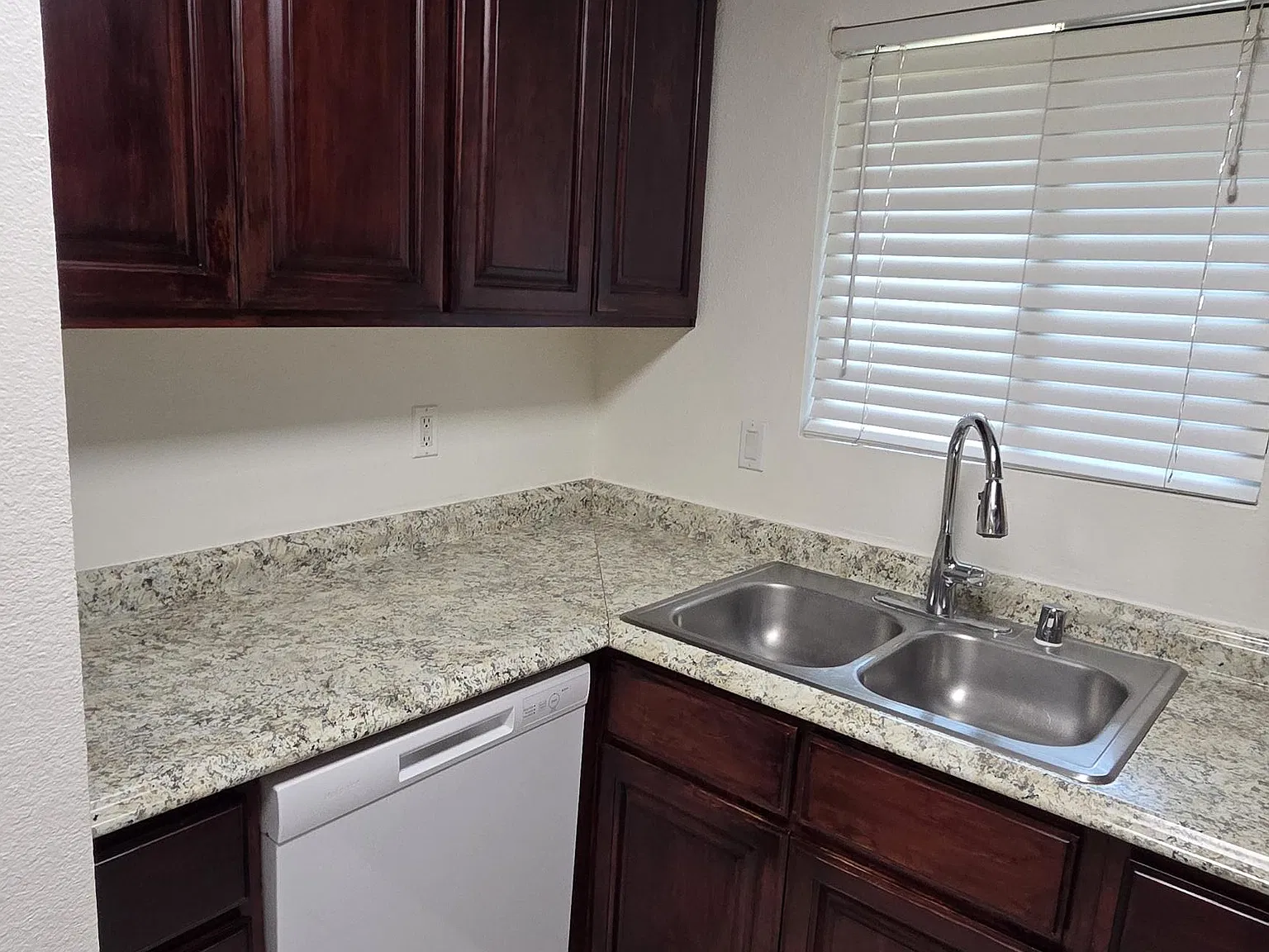 Vineyard Ave, Rancho Cucamonga — Photo 4