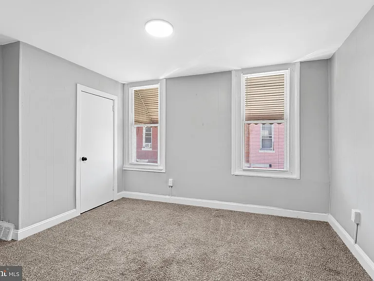 3109 Arbor St — Photo 17