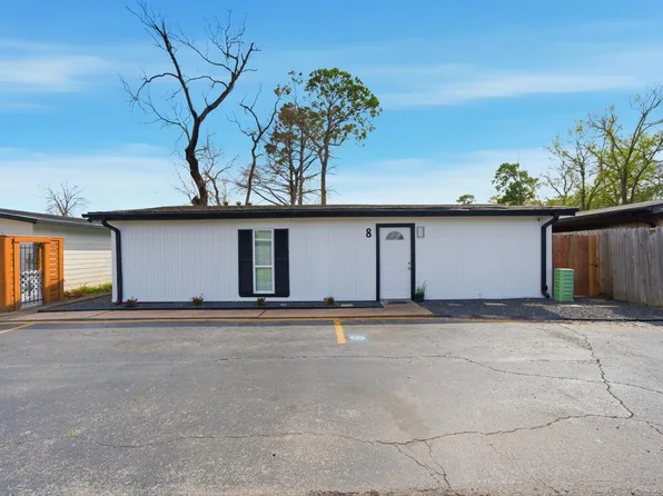 4102 Sherwood Ln APT 8, Houston, TX 77092