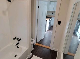 15 Balding Ave FLOOR 1, Poughkeepsie, NY 12601