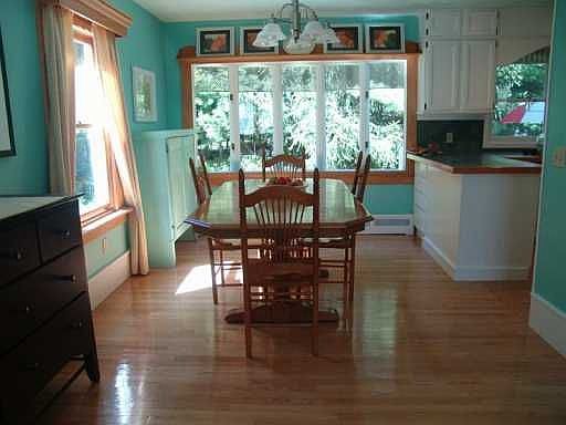 Open Flow Dining Room