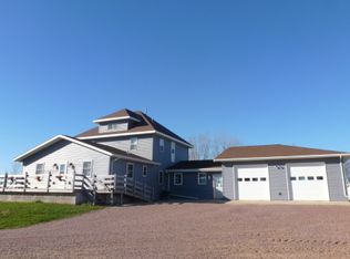 40497 440th Ave, Windom, MN 56101