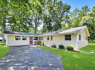 24 Raleigh Rd, Framingham, MA 01701