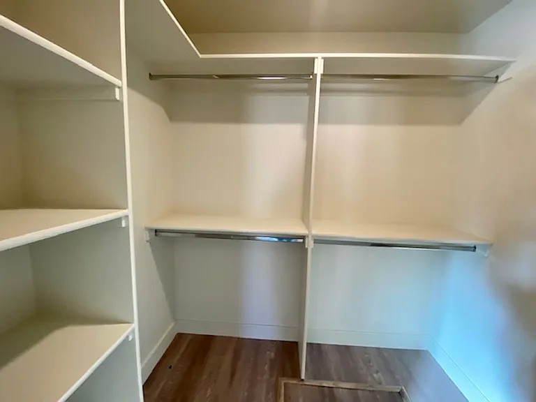 939 S 25 W — Photo 18