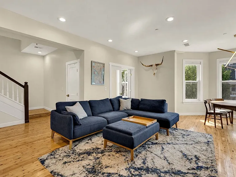 739 Rock Creek Church Rd NW #2 — Photo 4