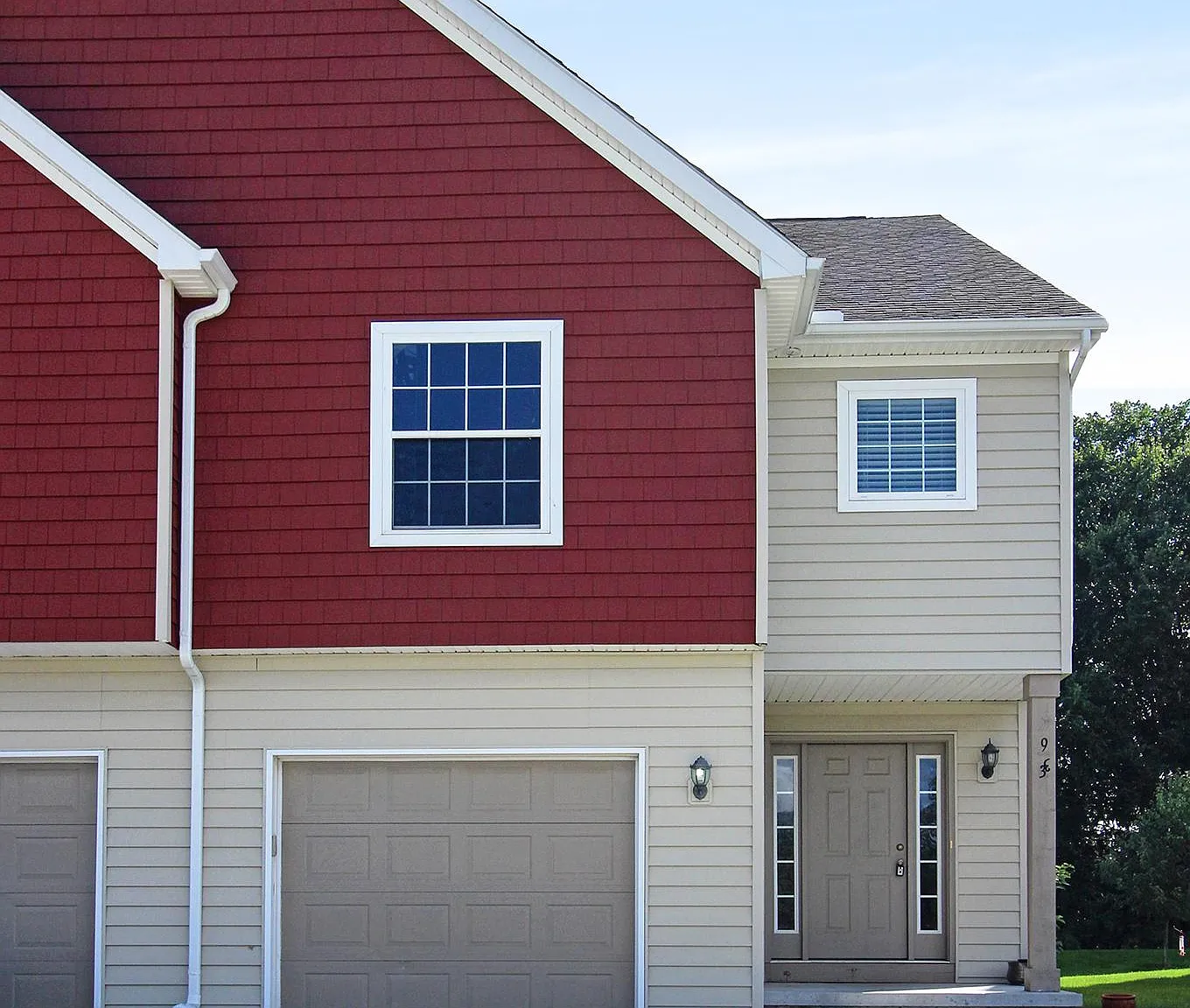 3 bed, 2.5 bath, 1820 sqft, $2,600 — Photo 1