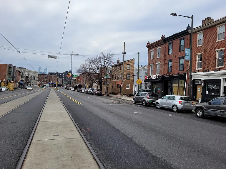 223 E Girard Ave #1R — Photo 32