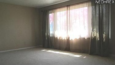 3rd image of 3065 Prior Dr