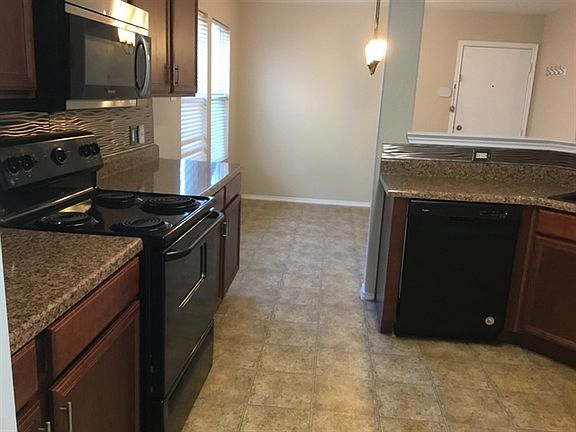 5th image of 3917 Camino Real Trl