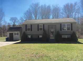 134 Quinebaug Ave, Putnam, CT 06260