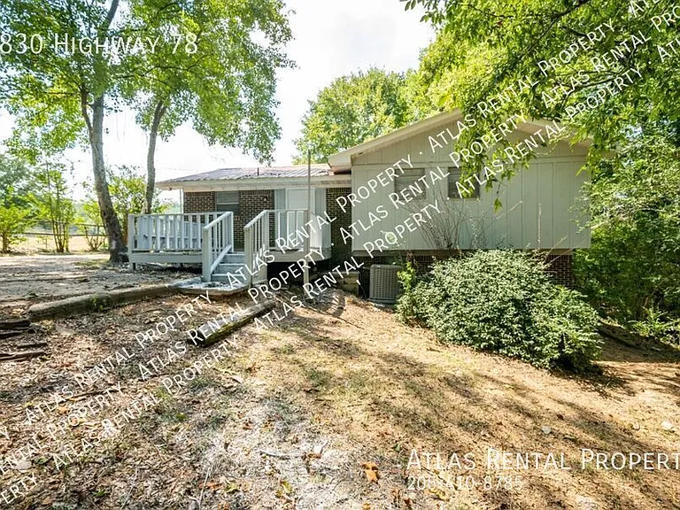 4830 Highway 78 — Photo 2