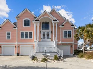 241 Gatsey Ln, Beaufort, NC 28516