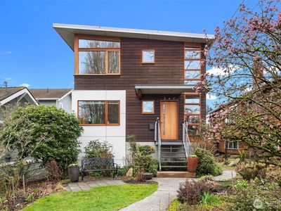 547 N 68th Street, Seattle, WA, 98103