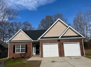912 Wind Carved Ln, Monroe, NC 28110