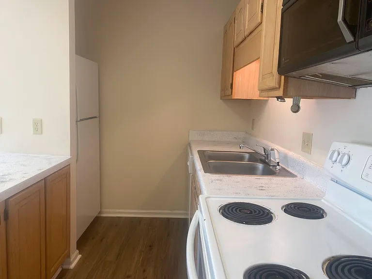 217 Double Eagle Dr #D-2 — Photo 11
