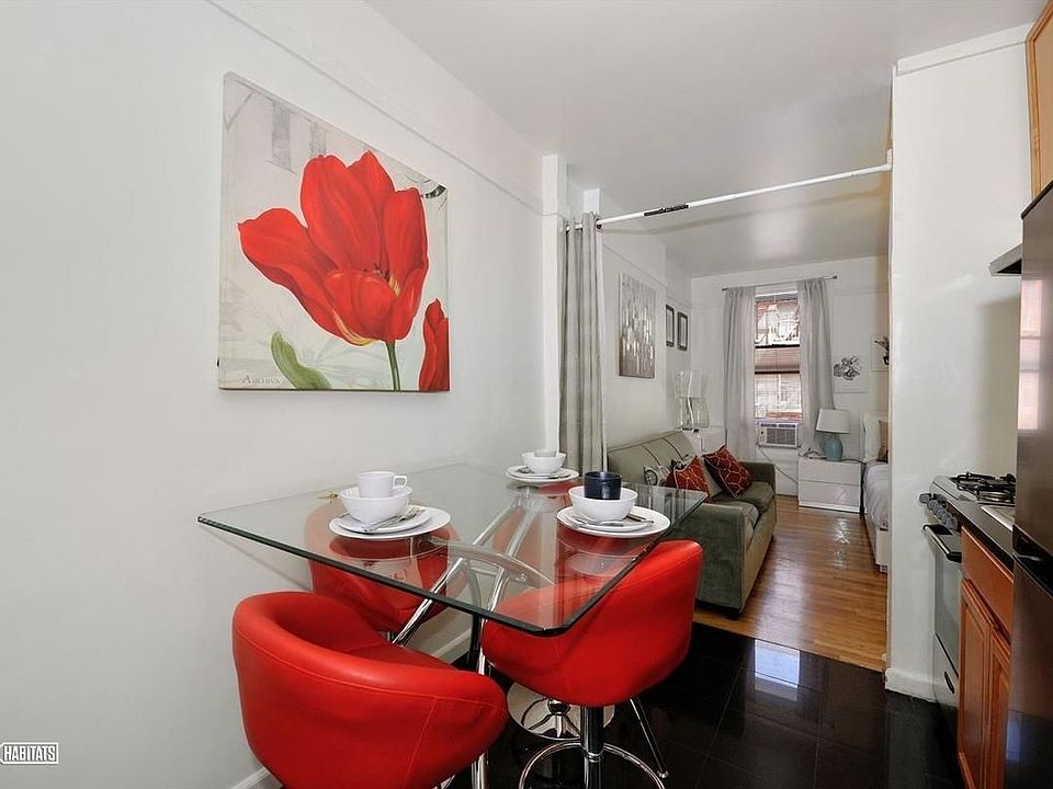 1st image of 338 E 61st St APT 4