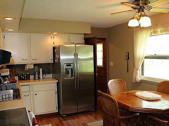 5th image of 1504 W Crestview Dr