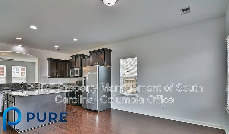 621 Blue Ledge Cir — Photo 27