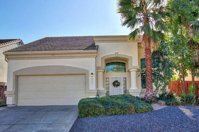 8916 Boulder Glen Way photo 1