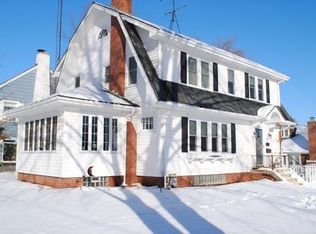 614 72nd St, Kenosha, WI 53143