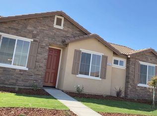 3251 Manchester St, Tulare, CA 93274