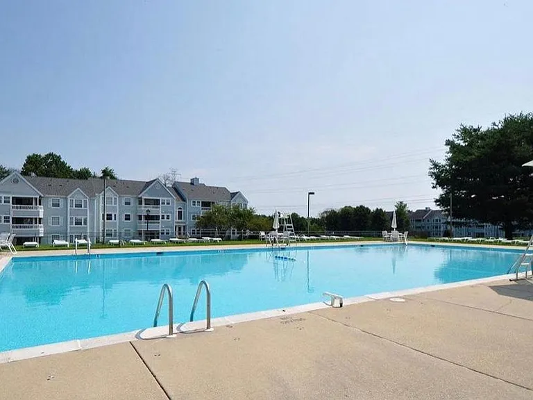 8343 Montgomery Run Rd #K — Photo 14