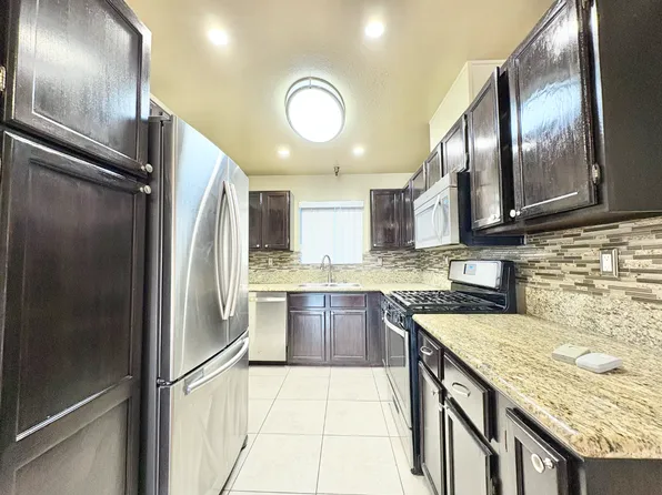 14542 Burbank Blvd #101, Van Nuys, CA 91411