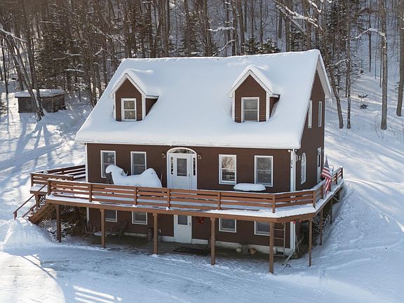 3rd image of 1465 West Echo Lake Road