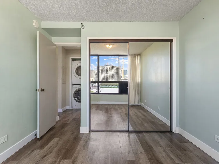876 Curtis St #803 — Photo 13