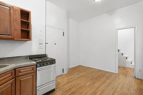 Rented by The Downtown LLC | media 18