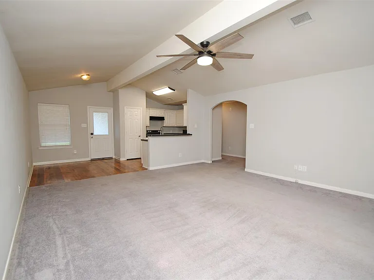 4219 Medina River Loop — Photo 3