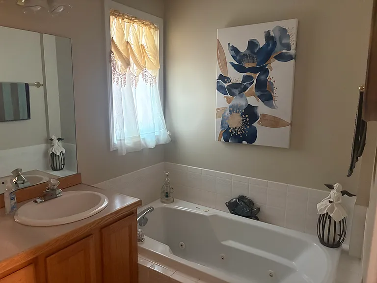 5059 Birch Ave — Photo 3