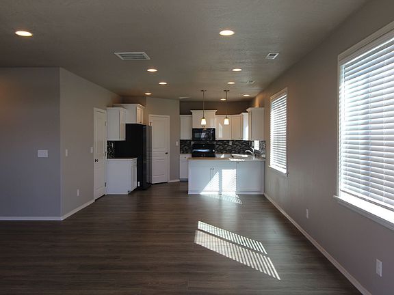 4th image of 14715 E Sanson Ave