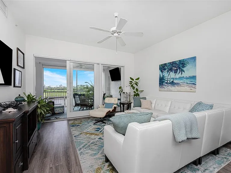 11100 Hacienda Del Mar Blvd #G-202 — Photo 18