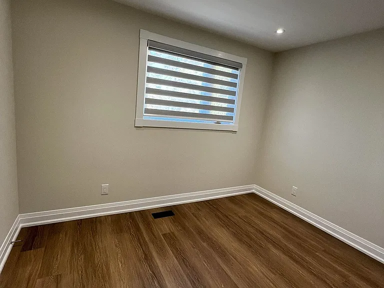 69 Hutcherson Sq — Photo 13
