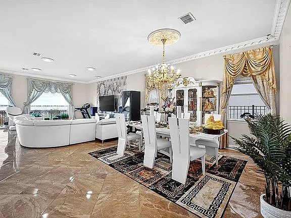 5218 Lake Terrace Ct — Photo 5