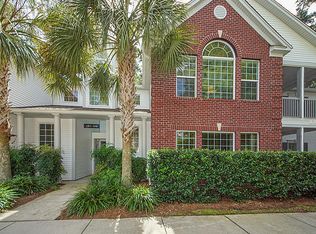 102 Golf View Ln, Summerville, SC 29485