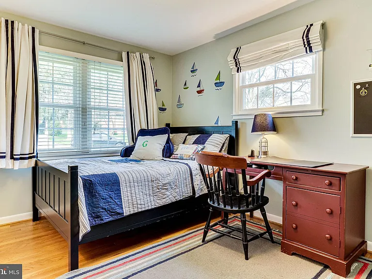 6519 Engel Dr — Photo 40