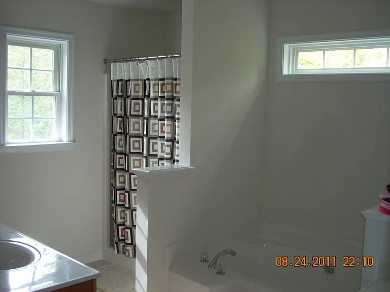 4000 Oakleaf Rd — Photo 4