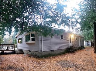 8581 E Grand Lake Rd, Presque Isle, MI 49777