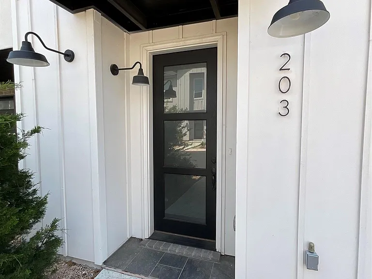 12001 Vista Parke Dr #203 — Photo 1