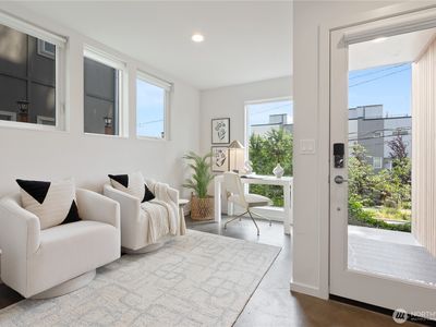 115 27th Avenue E #D, Seattle, WA, 98112
