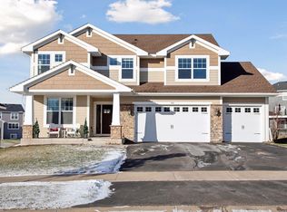 594 6th Street Ln N, Lake Elmo, MN 55042