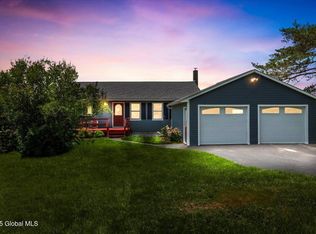 95 Schoolhouse Rd, East Chatham, NY 12060