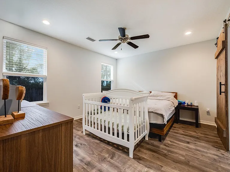130 Creve Core Dr — Photo 21