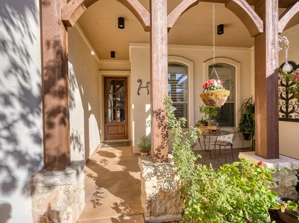 302 Enclave Circle, Horseshoe Bay, TX 78657