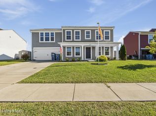 302 Boulders West Dr, Shepherdsville, KY 40165