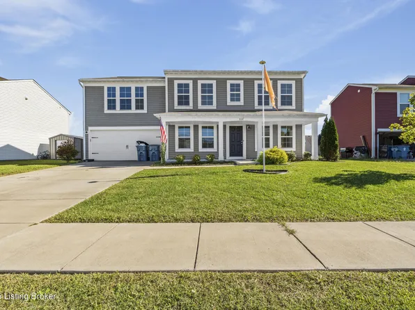 302 Boulders West Dr, Shepherdsville, KY 40165
