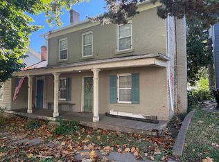 507 W Pleasant St, Freeport, IL 61032